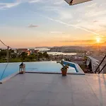 Casa de Férias Bellevue Podstrana
