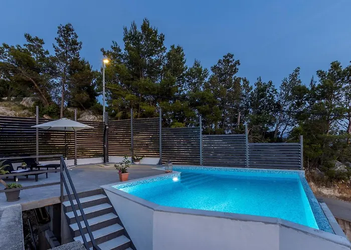 Ferienhaus Bellevue Podstrana