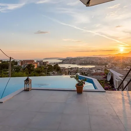 Vakantiehuis Bellevue Podstrana