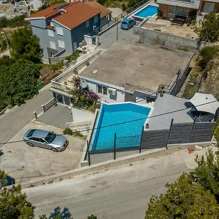 Holiday home Bellevue